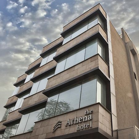 Hotel Athena New Delhi Exteriör bild